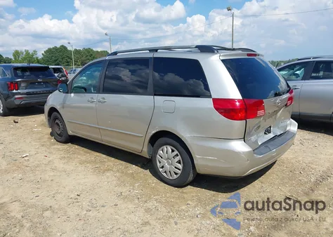 2004 Toyota Sienna Le z USA, uszkodzony, nr VIN 5TDZA23C74S130513